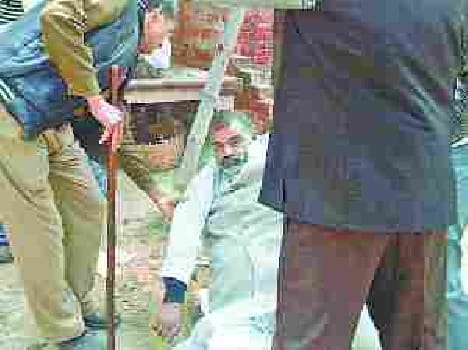 Firing and brickbatting in Election